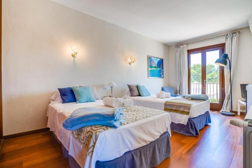 House By The Sea Very Near Of Palma By Renthousing